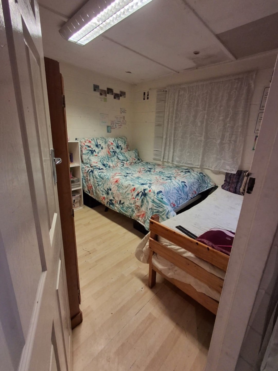 3 Bedroom Property for Sale in Leonsdale Western Cape